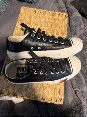 PRO-Keds Black Leather Low Top Sneakers